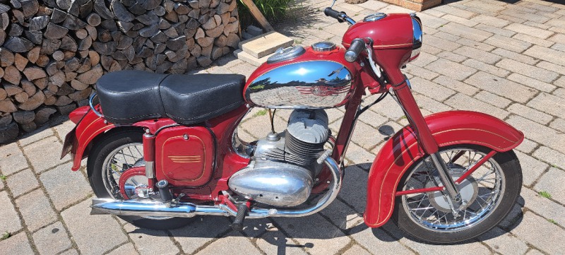 Jawa 350 Kývačka
