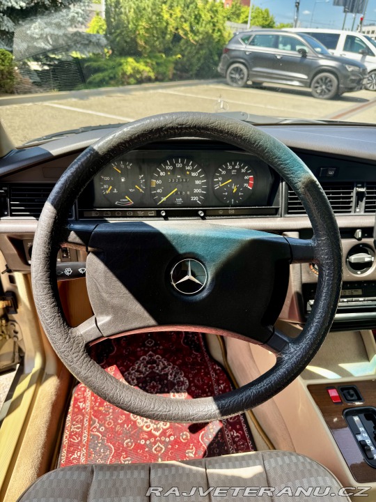 Mercedes-Benz 190 190e 2.3 8v Švýcar. Spec. 1988