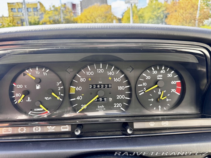 Mercedes-Benz 190 190e 2.3 8v servis 200tis 1988