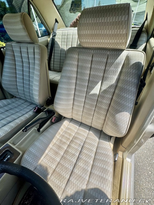 Mercedes-Benz 190 190e 2.3 8v Švýcar. Spec. 1988