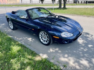 Jaguar XKR Convertible EU verze 2000