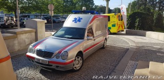 Mercedes-Benz  prezidentský sanitní spec