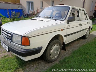 Škoda 120 1800