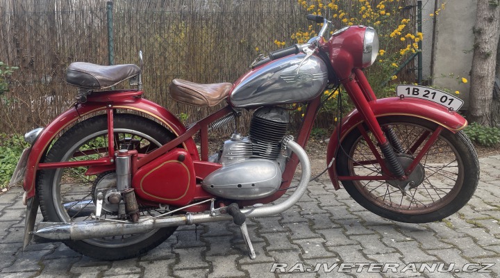Jawa 250 Pérák 1952