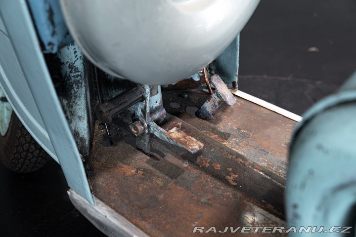 Ostatní značky Ostatní modely Bernadet Y52 125 SCOOTER 1952