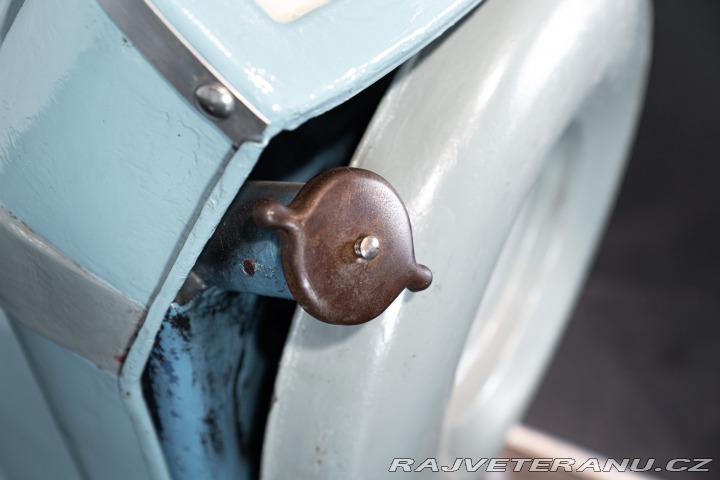 Ostatní značky Ostatní modely Bernadet Y52 125 SCOOTER 1952