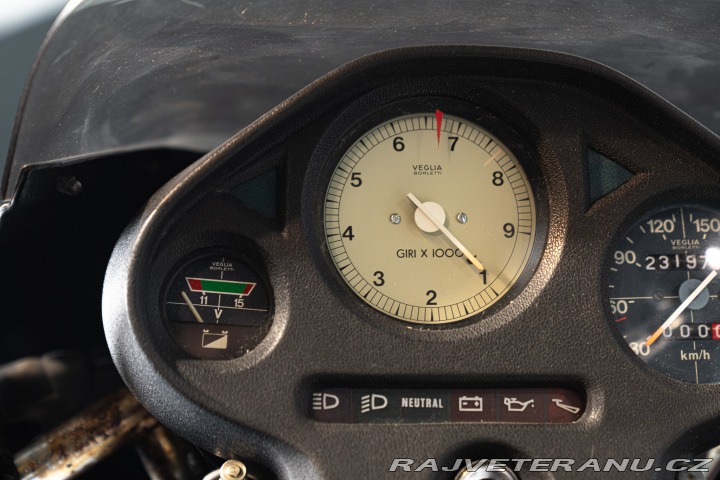 Moto Guzzi Ostatní modely V65 LARIO 1990