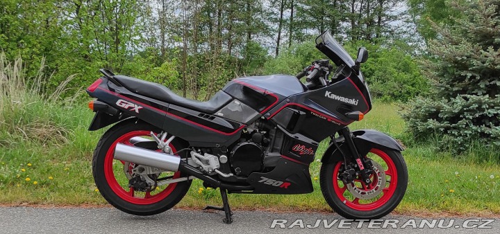 Kawasaki Ostatní modely GPX 750 R 1987