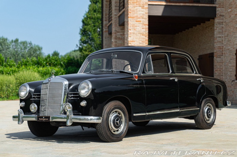 Mercedes-Benz 190 