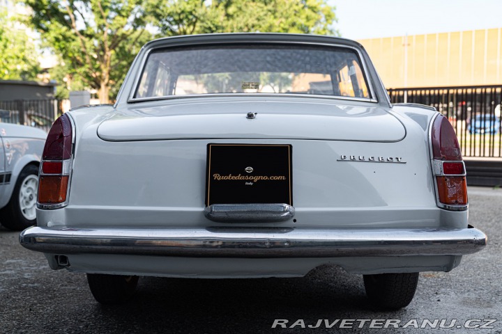 Peugeot 404 Coupé PININFARINA 1966