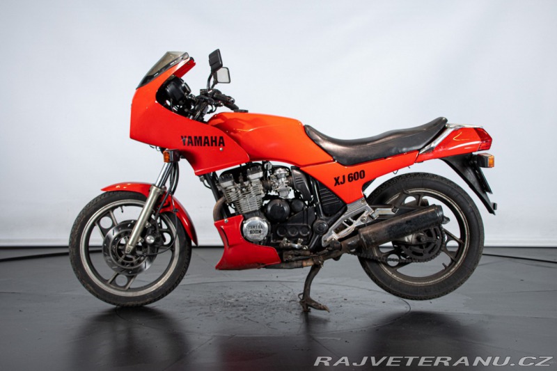 Yamaha XJ 600