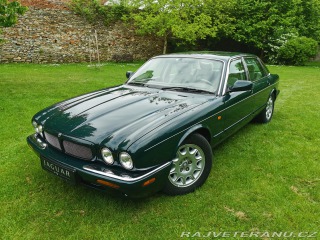 Jaguar XJ x308