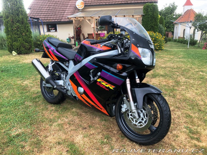 Yamaha Ostatní modely FZR 600R 1995