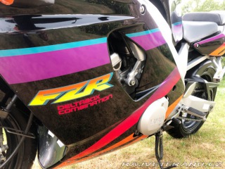 Yamaha Ostatní modely FZR 600R 1995