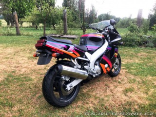 Yamaha Ostatní modely FZR 600R 1995