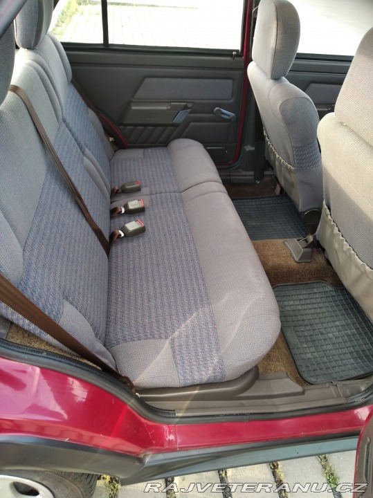 Ostatní značky Ostatní modely favorit 135 LS 1992