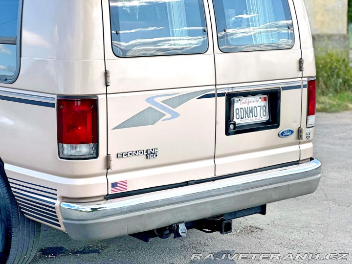 Ford Econoline E-150 | Sherrod 5.8 V8 1995