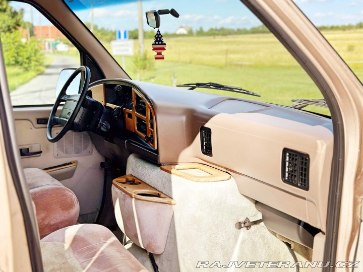 Ford Econoline E-150 | Sherrod 5.8 V8 1995