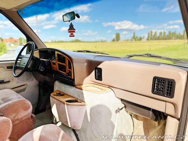 Ford Econoline E-150 | Sherrod 5.8 V8 1995