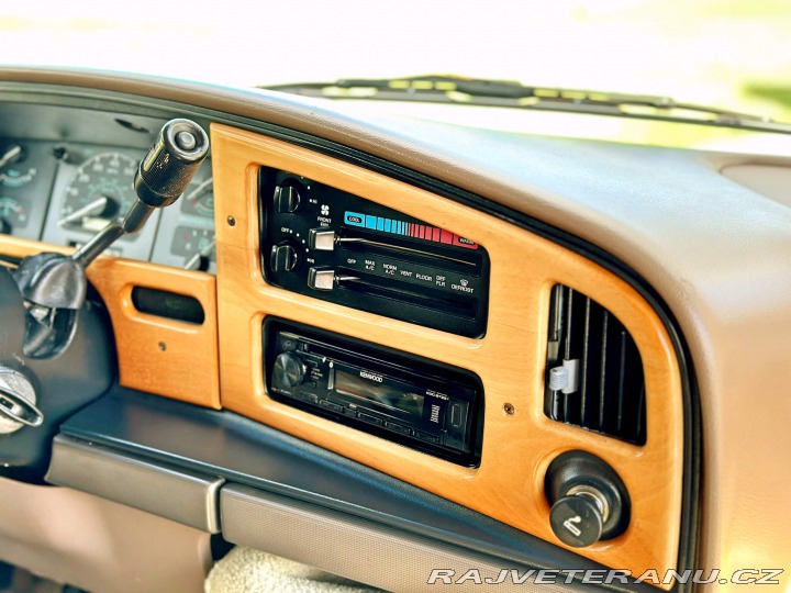 Ford Econoline E-150 | Sherrod 5.8 V8 1995