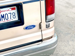 Ford Econoline E-150 | Sherrod 5.8 V8 1995