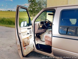 Ford Econoline E-150 | Sherrod 5.8 V8 1995