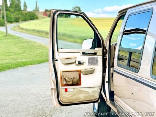Ford Econoline E-150 | Sherrod 5.8 V8 1995