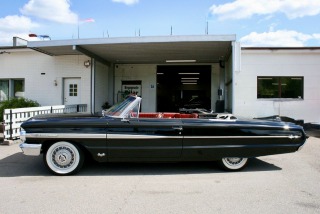 Ford Galaxie 500 XL Convertible