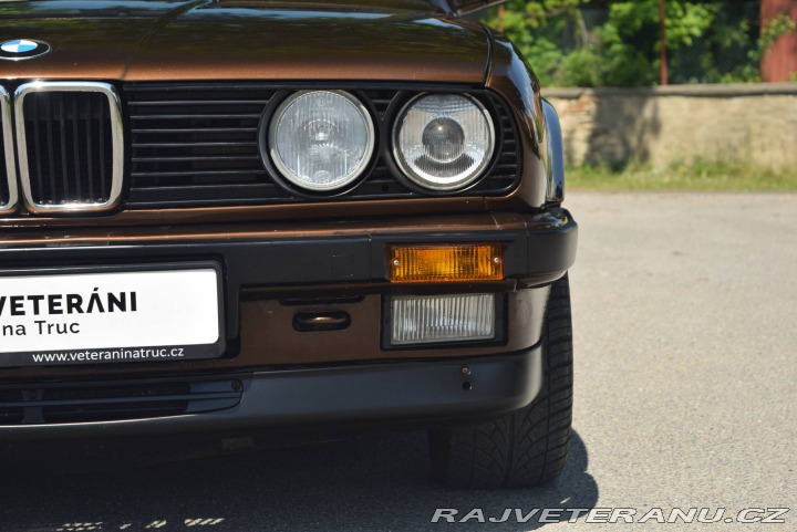 BMW 3 E30 325i 1989