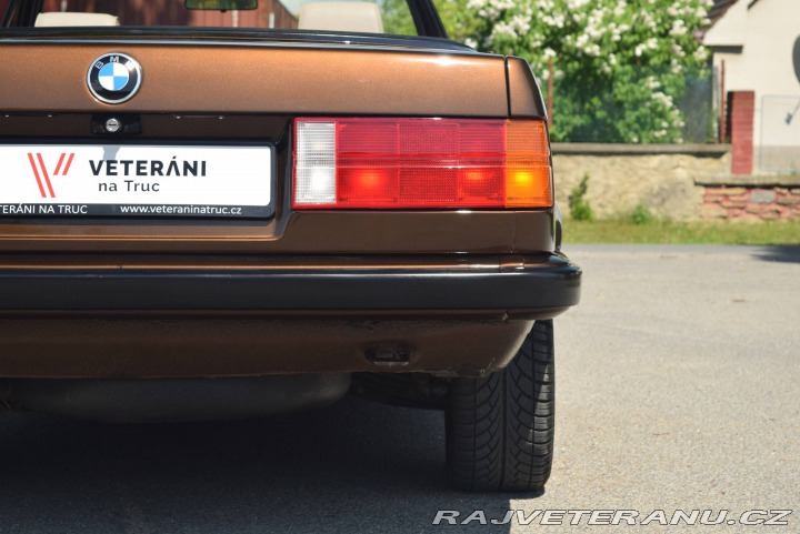 BMW 3 E30 325i 1989