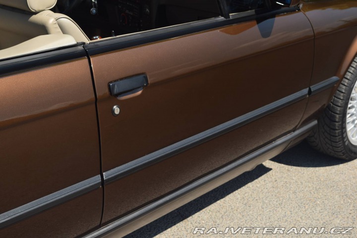 BMW 3 E30 325i 1989