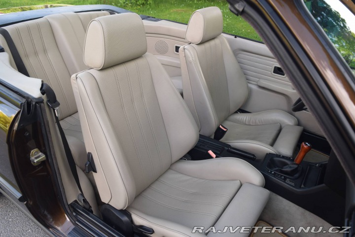 BMW 3 E30 325i 1989