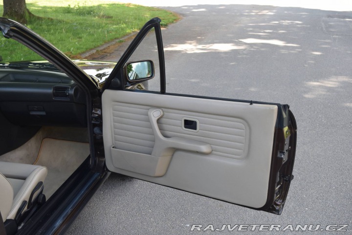 BMW 3 E30 325i 1989