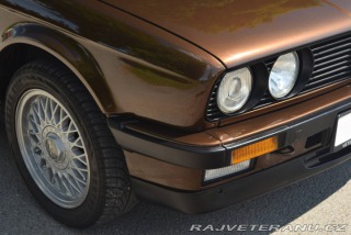 BMW 3 E30 325i 1989