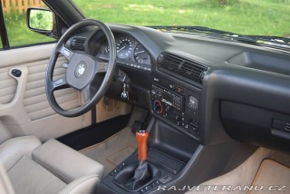 BMW 3 E30 325i 1989