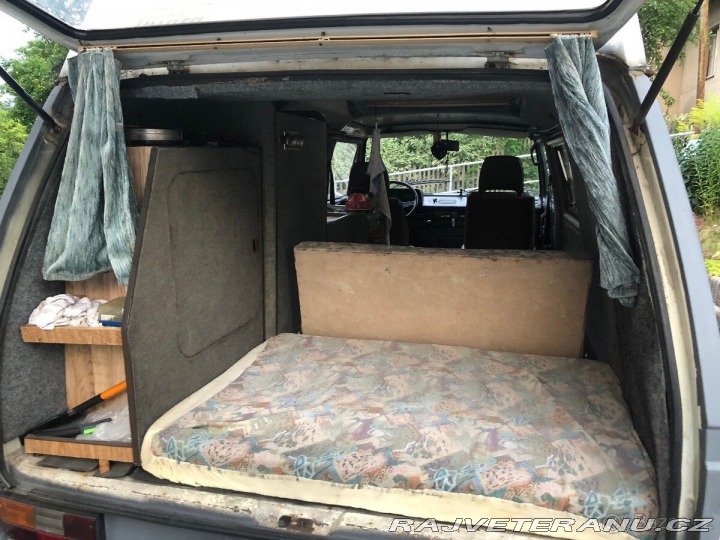 Volkswagen T3 Transporter 2,0   T3 Obyt 1981