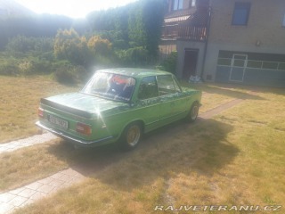 BMW 2002  1975