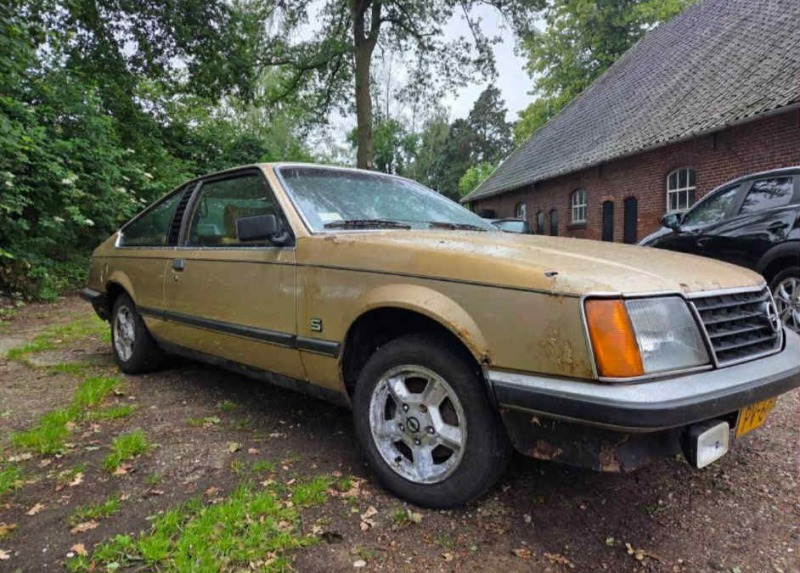 Opel Monza 