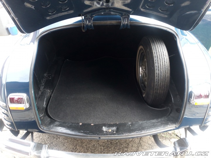 Chrysler Ostatní modely ROYAL 4,1 L 1942