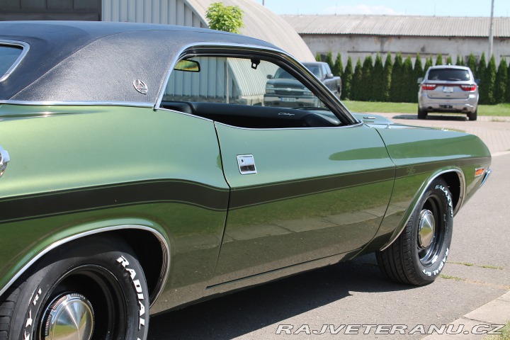 Dodge Challenger R/T SE 383 V8, manuál 1970