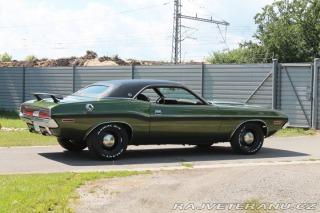 Dodge Challenger R/T SE 383 V8, manuál 1970