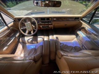 Lincoln Town Car  1985