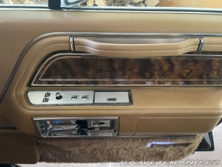 Lincoln Town Car  1985