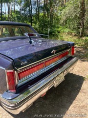 Lincoln Town Car  1985