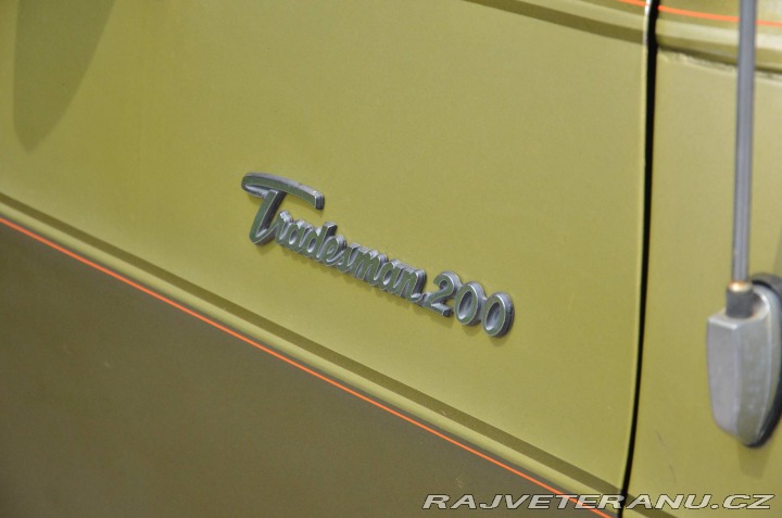 Dodge D Tradesman 200 1974