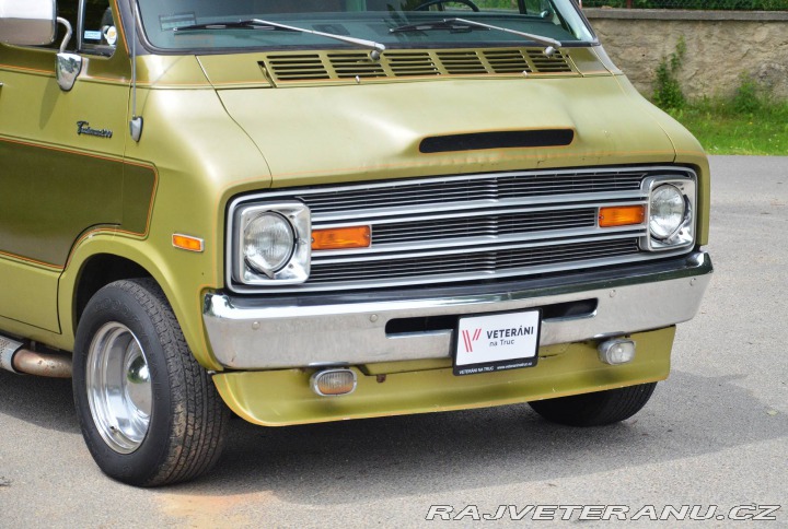 Dodge D Tradesman 200 1974