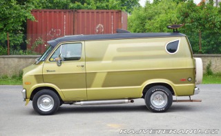 Dodge D Tradesman 200 1974