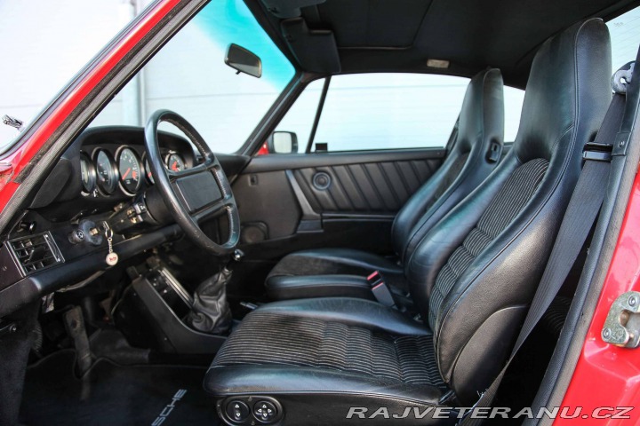 Porsche 911 Carrera 3.2 231hk Svensksåld 2 Ägare 1986