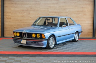 BMW  320i