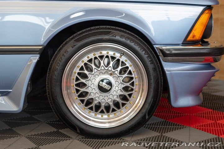 BMW Ostatní modely 320i 1979